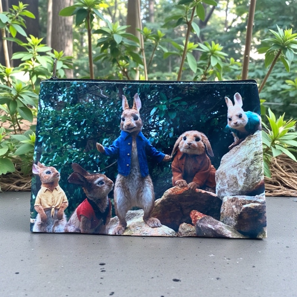 Cosmetic Bag Rabit Design Easter Diabetic Kit Bag Dog Walker Bag (NWOT)